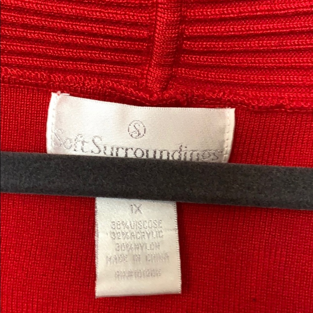 Sweater - Picture 5 of 5